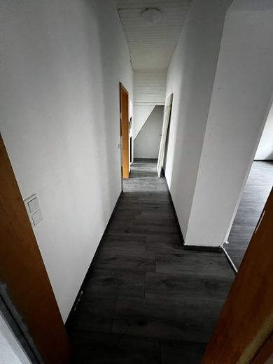 Budynek wielorodzinny w Mönchengladbach-Odenkirchen | 8% zwrotu | bez prowizji – Flur 2. OG