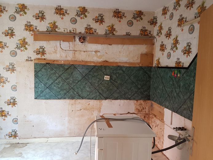 EFH in Hümme mit 6 Zimmern Wfl:120qm Nfl:140qm Miete oder Mietkauf €400 – Küche 2