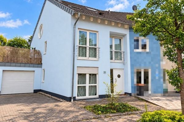 Maisonette-Wohnung im Zweifamilienhaus – 3 Zimmer, zwei Bäder und Sonnenterrasse