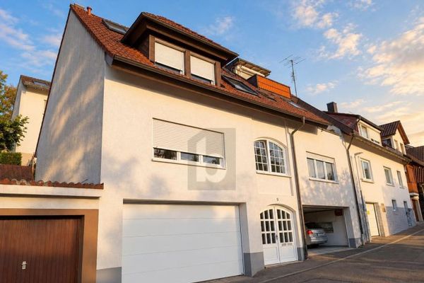 IHR NEUES ZUHAUSE MIT VIEL PLATZ UND WOHNKOMFORT