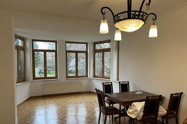 Bahçeli güzel, güneş alan 2-3 odalı daire / REZERVE EDİLDİ