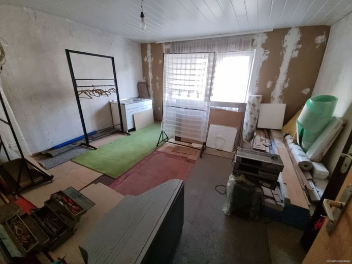 Hausnummer 82