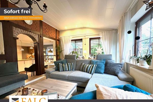 Sofort einziehen ! Einfamilienhaus mit sep. Gästehaus - Komplett saniert