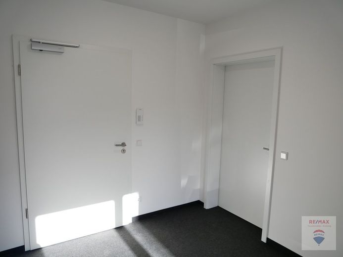 Arbeiten in einem attraktiven Wohn- &amp;  Gewerbepark am Ammersee – BRO5~1
