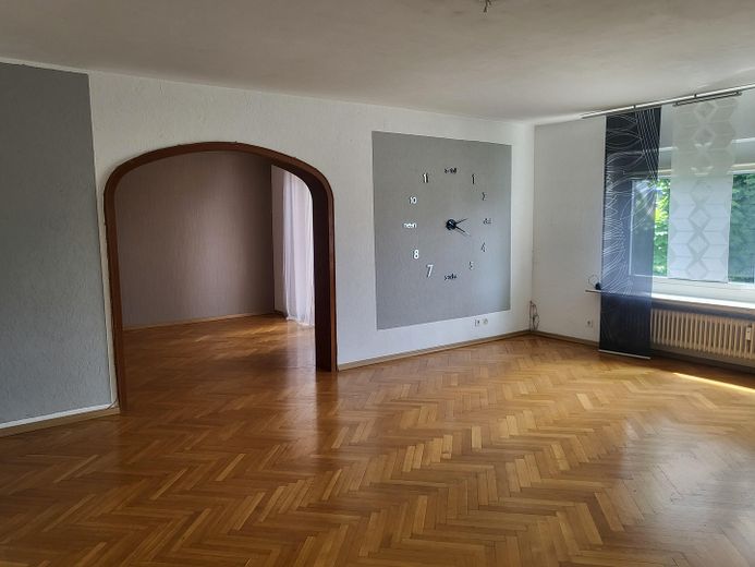 Großzügige 4,5 Zimmer Oase in Heilbronn Ost mit traumhafter, großer Terrasse und 2 Balkonen – फोटो 1