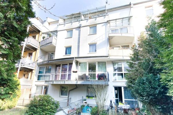 Coefficiente 11,8 a Plauen!! – 4 unità abitative, ascensore, ammodernato, redditi da locazione stabili