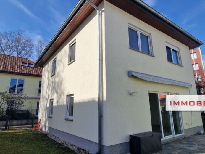 IMMOBERLIN.DE - Wohlfühllage! Zeitgemäßes Energieeffizienz-Einfamilienhaus bei der Havel – Foto 1