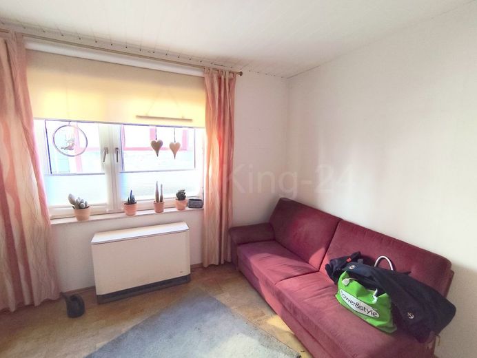 TOLLES EINFAMILIENHAUS MIT VIELEN DETAILS IN GUTER LAGE VON WARBURG! – WOHNBEREICH