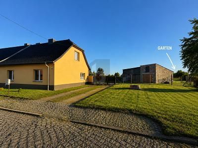 VIEL PLATZ ZUM LEBEN – 1785248270_a3e46b2.jpg