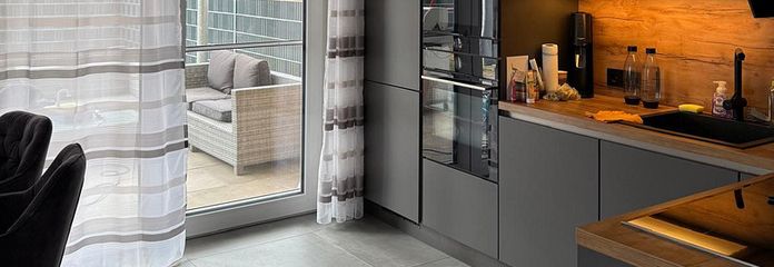 Moderne 3-Zimmer-Gartenwohnung mit hochwertiger Einbauküche – Küche