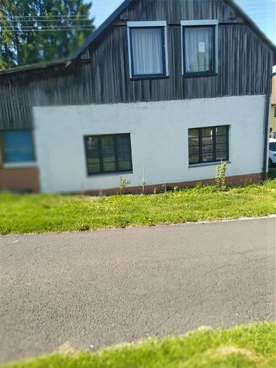 Sofort bezugsfertiges Landhaus mit Scheune, Trinkwasserbrunnen &amp; riesigem Baugrundstück in Naturidylle! – IMG-20260528-WA0004-p