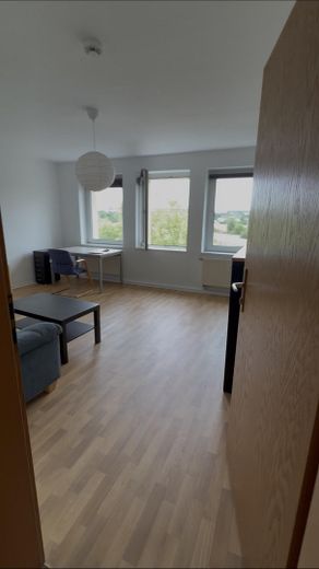Möblierte WG-Zimmer für junge Studierende – Foto 4