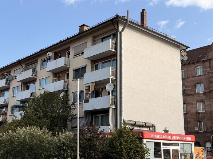 Komisyonsuz özel satış: Nürnberg-Eberhardshof'ta tamamen kiralanmış konut ve işyeri binası – Foto 4