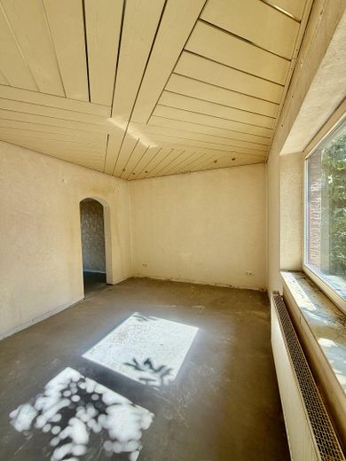 Seltene Gelegenheit in Delmenhorst: 150 m², großer Garten, viel Ausbaupotenzial – provisionsfrei – 1. Schlafzimmer (Eltern)