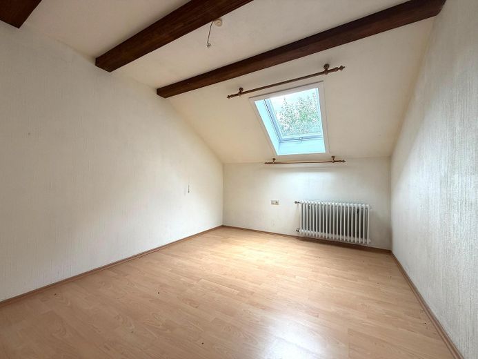Tolles Zweifamilienhaus * in Loßburg-Betzweiler – Zimmer / OG