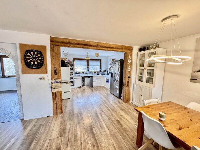 HORN IMMOBILIEN ++ gemütliches Zuhause mit großem Grundstück – mit Küche
