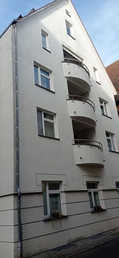 Kapitalanlage: Vermietete Seniorengerechte 2-Zi.-Whg mit Balkon und Aufzug (provisionsfrei) – Außenansicht