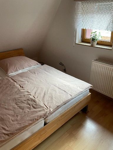 Sandstein Schlafzimmer OG