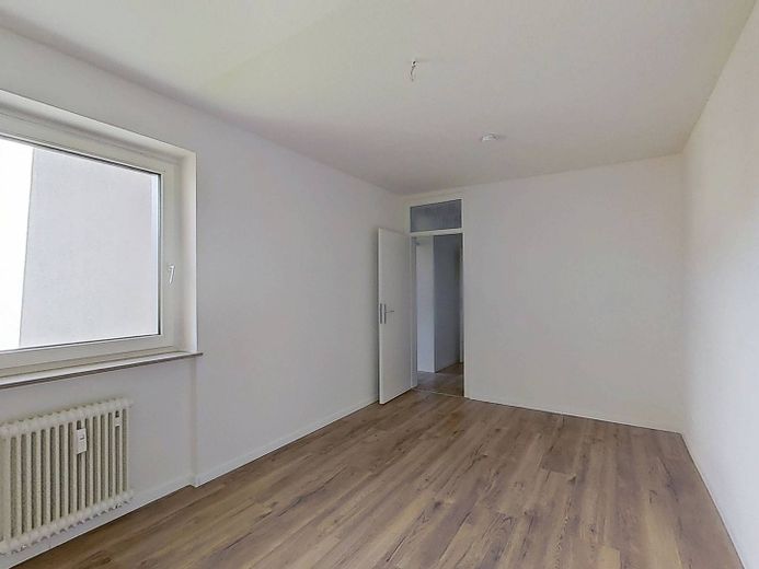 ++ TYLKO Z WBS! Wyremontowane mieszkanie 3-pokojowe z balkonem  ++ – Ansicht II: Schlafzimmer I