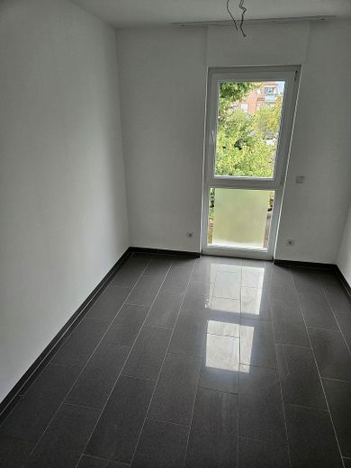 Zukunftssicheres Familiendomizil:  mit Kamin in zentraler Top-Lage! – Kinderzimmer
