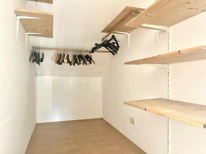 Moderne 2-Zi-Galeriewohnung mit EBK – Foto 6