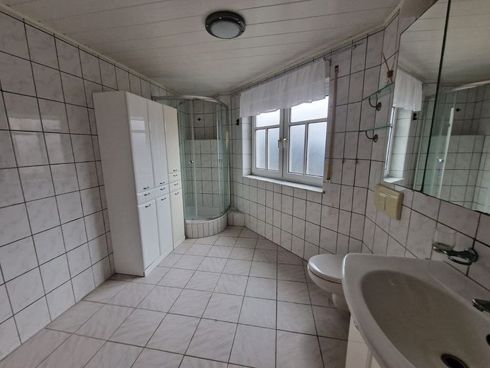 4-комнатная двухуровневая квартира на продажу – Foto 18