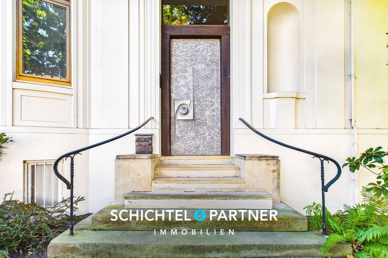 Schwachhausen | Historische Kaufmannsvilla mit besonderem Charme in Top-Lage – S&amp;P | Eingang