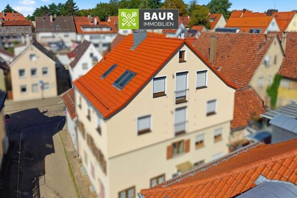 360° | Urok Starego Miasta: urocze 2-pokojowe mieszkanie na poddaszu