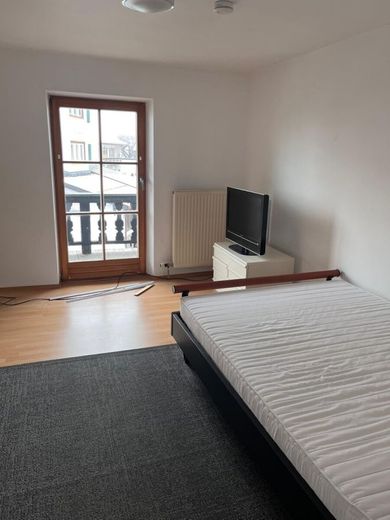 MFH und Gewerbe im Hintergebäude in Rottach-Egern – 2. OG SZ 2