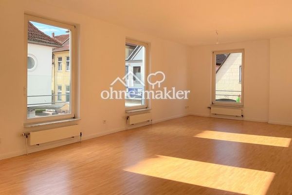 Helle 3-Zimmer Wohnung in zentraler Lage