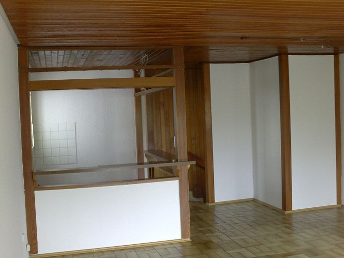 10 Wohnungen in Kassel & 2 EFH in Ihringshausen + Hümme zu verkaufen! "Mietkauf" ab €200 möglich! – Niedervellmarsche Str. 19a