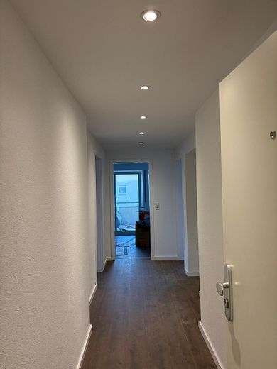 Kernsanierte 3-Zimmer-Wohnung mit Erstbezug und Garage in Kornwestheim – Foto 1