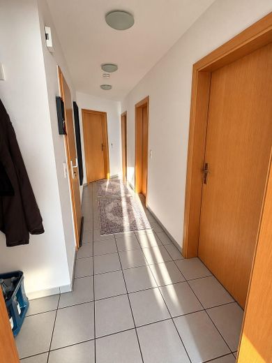Seltene Gelegenheit in Holtorf: Großzügiges Zweifamilienhaus mit Terrasse und Garage – Flur Dachgeschoß