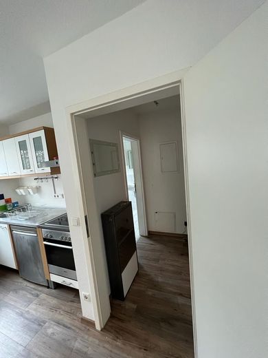 2 - Zimmerwohnung Vollmöbliert und in Stadtnähe – Foto 6