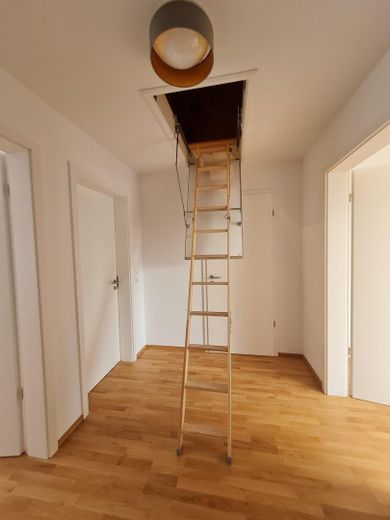 OG Einschubtreppe zum DG