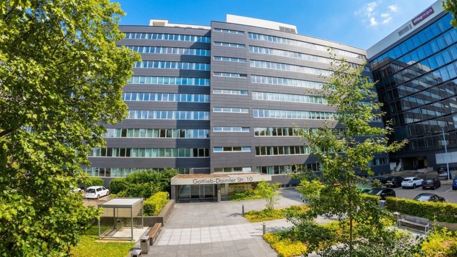 ATIK: *Weitblick* klimatisierte Büroflächen mit beeindruckender Aussicht in hervorragender Lage – Drohnenaufnahme