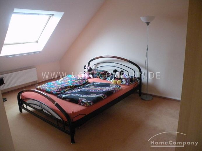 2 möblierte Zi. mit sep. Bad. Im 2. OG eines 1 Fam.-Hauses. – 5f4712ff93cd3b4dd820caed52680394821a7639.jpg
