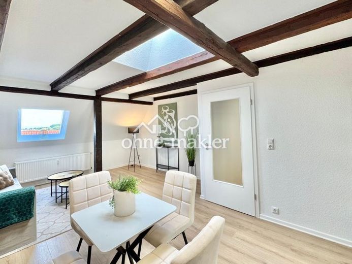 NUEVO: Apartamento reformado en la última planta con 3 habitaciones en una ubicación privilegiada del casco antiguo de Wismar – Foto 1