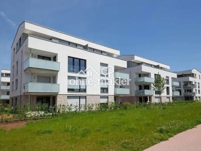 Schöne 3-Zi.-Whg. in BK Kurgarten – फोटो 1