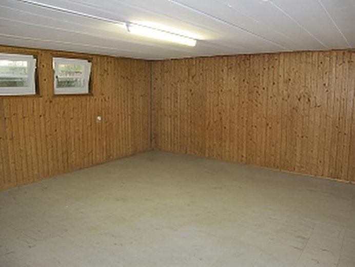 Detached single-family house in Sandhausen with plenty of space and 2 bedrooms on the ground floor – UG Hobbyraum