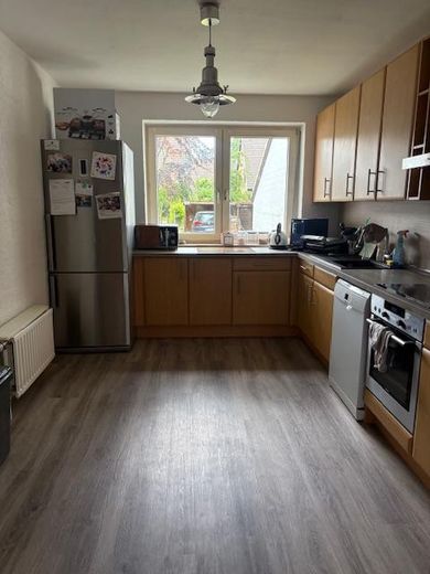 Familienfreundliches Reiheneckhaus mit großem Garten und viel Platz – ruhige Lage in Tornesch – Küche 