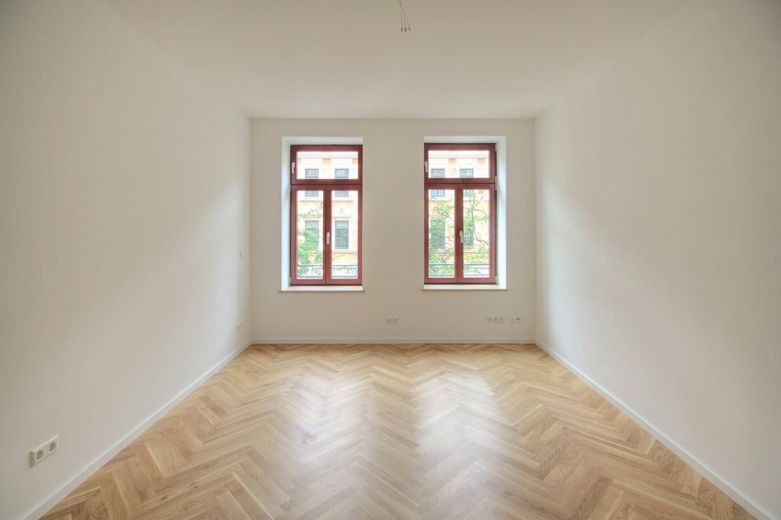 Neu sanierte 2-Zimmer-Wohnung mit Luxus-Einbauküche und Balkon – फोटो 8