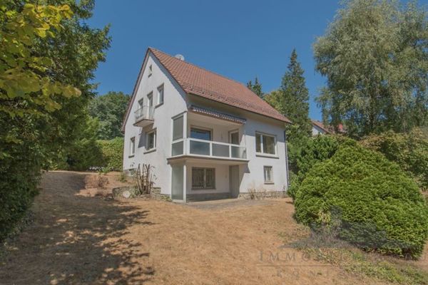 Provisionsfrei: Einfamilienhaus in ruhiger Waldrandlage von Bad Soden - Neuenhain