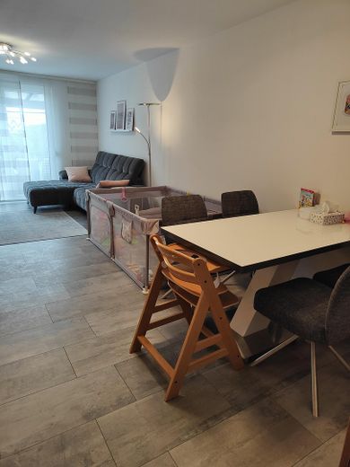 Wohnzimmer/Esszimmer