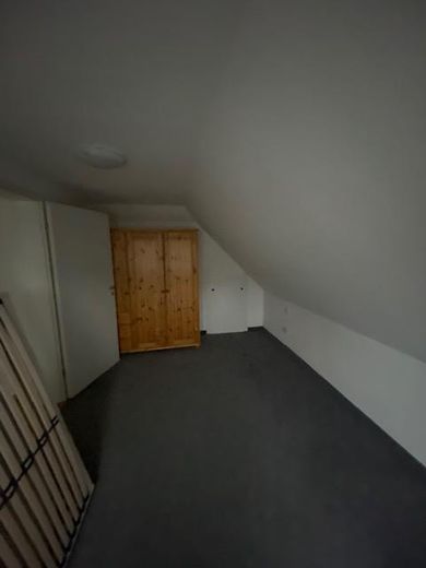 Bad Elster, 2-Raum Wohnung in zentraler, ruhiger Lage in Sachsens traditionsreichstem Staatsbad – Schlafzimmer 