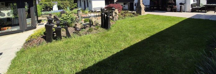 Garten mit Pavillon