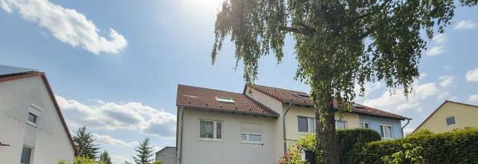 Maison mitoyenne d'angle louée dans un bel emplacement