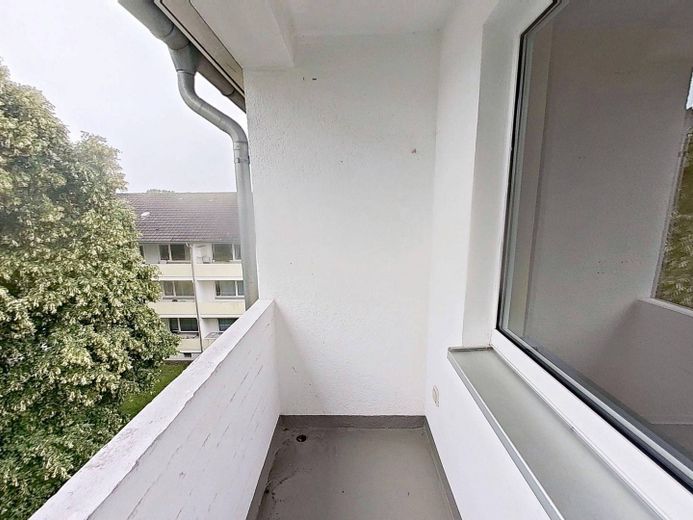 La vostra nuova casa: accogliente appartamento di 3 locali con BALCONE e molto comfort – Balkon