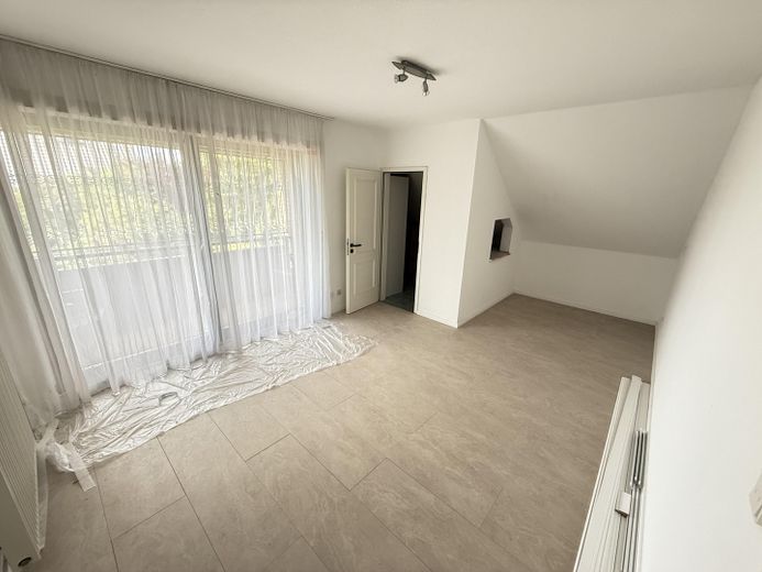 137 m² Maisonette im Zweifamilienhaus – 4 Zimmer, große Wohnküche, 2 Bäder & eigener Eingang – Schlafzimmer 1 - OG