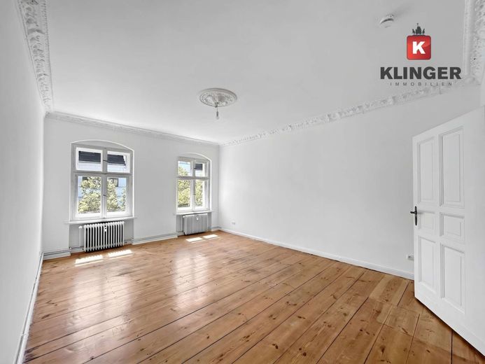 Repräsentatives Altbau-Juwel im beliebten Winterfeldtkiez: Großzügige 4-Zimmer-Wohnung mit Balkon – Schlafzimmer - andere Perspektive